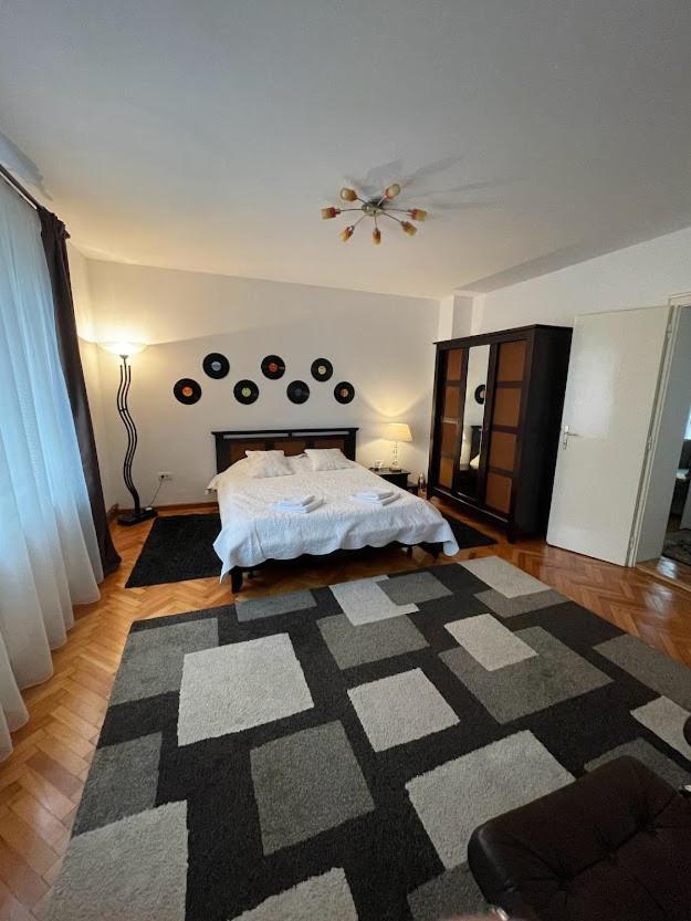 Crisan 40 Casa Muntean 100Mp 3Camere 3Paturi 1 Canapea 2 Dormitoare Parcare Timisoara Esterno foto